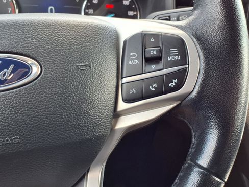 Used 2022 Ford Explorer XLT w/ Class IV Trailer Tow Package AWD/4WD image 16