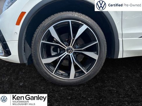 Used 2024 Volkswagen Tiguan SEL R-Line image 10