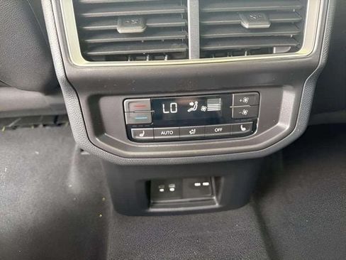 New 2026 Volkswagen Atlas SEL AWD/4WD image 4