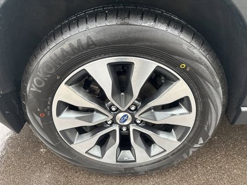 Certified 2023 Subaru Outback Limited XT image 32