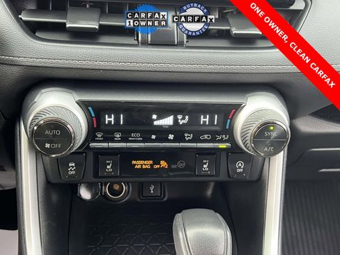 Used 2022 Toyota RAV4 XLE image 27