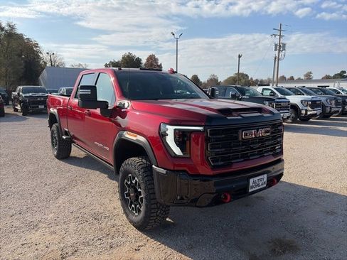 Used 2026 GMC Sierra 2500 AT4X w/ LPO, Black Badging Package image 8