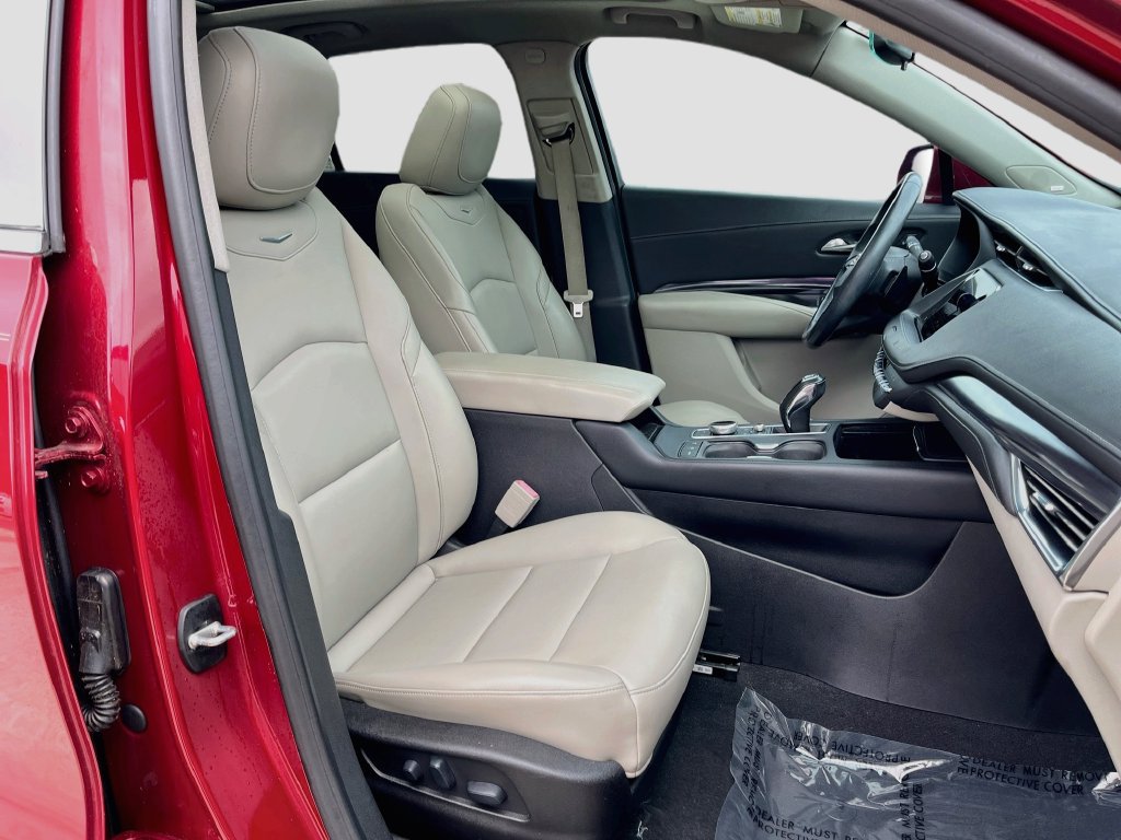 Used 2019 Cadillac XT4 Luxury FWD image 34