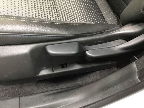 Used 2024 Chevrolet Trax LT w/ Driver Confidence Package image 8