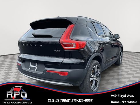 Used 2021 Volvo XC40 T5 Inscription w/ Advanced Package image 5