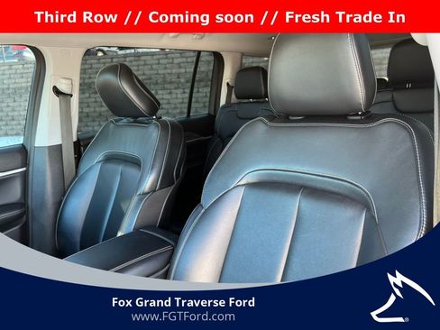 Used 2023 Jeep Grand Cherokee L Limited image 12