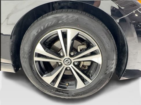 Used 2023 Nissan Sentra SV w/ All-Weather Package FWD image 13