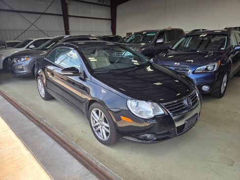 Used 2010 Volkswagen Eos Lux FWD image 10
