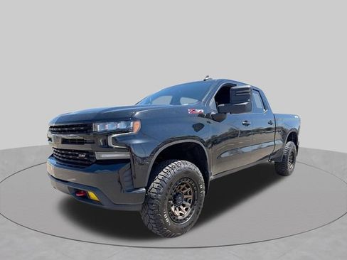 Used 2021 Chevrolet Silverado 1500 LT Trail Boss w/ Convenience Package II AWD/4WD image 4