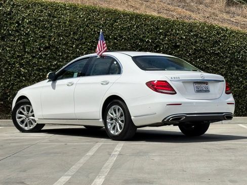 Used 2018 Mercedes-Benz E 300 image 2