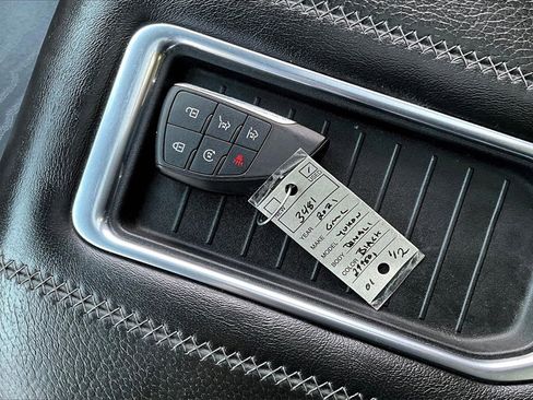 Used 2021 GMC Yukon Denali image 34