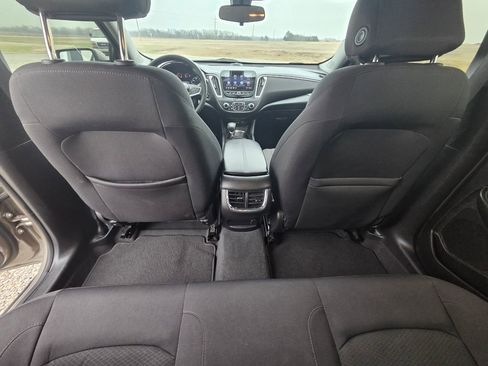 Used 2022 Chevrolet Malibu LT image 23