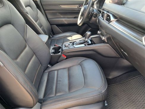 Used 2023 MAZDA CX-5 AWD 2.5 S w/ Premium Package image 17