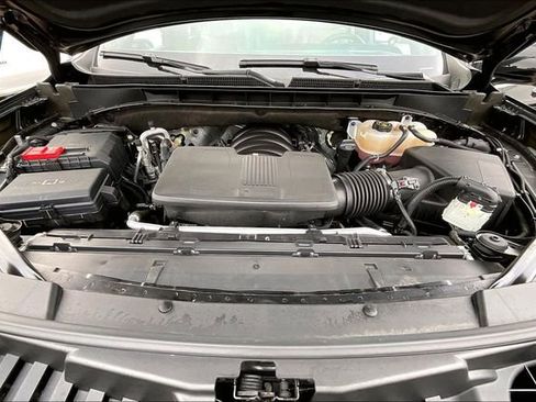 Used 2023 Cadillac Escalade Premium Luxury w/ Performance Package image 22