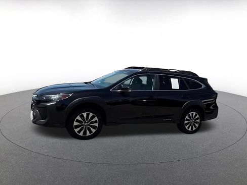 Used 2024 Subaru Outback Limited AWD/4WD image 9