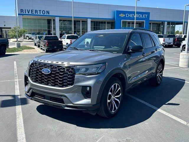 Used 2025 Ford Explorer ST-Line AWD/4WD image 12