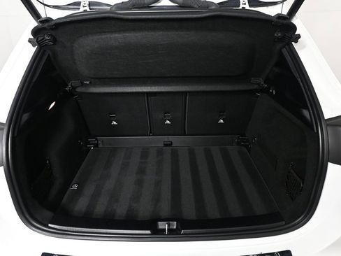 Certified 2025 Mercedes-Benz GLA 250 image 30