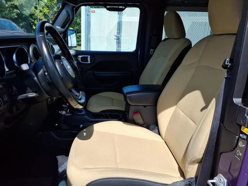 Certified 2023 Jeep Wrangler Sport AWD/4WD image 10