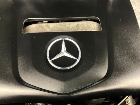 Used 2018 Mercedes-Benz GLC 300 image 31