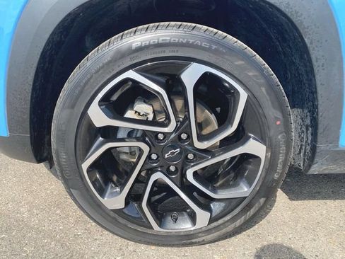 Used 2024 Chevrolet Trax RS w/ Driver Confidence Package FWD image 30