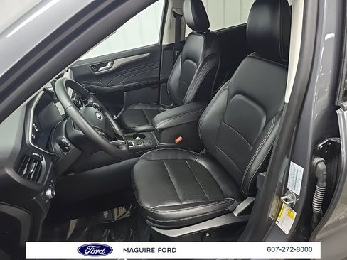 Used 2022 Ford Escape SEL image 33