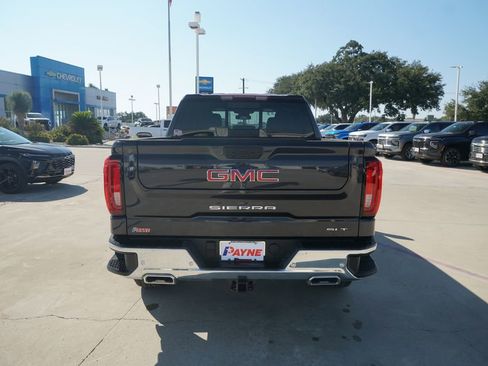 New 2025 GMC Sierra 1500 SLT w/ SLT Premium Plus Package image 8