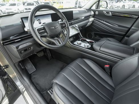 Used 2025 Genesis GV80 2.5T Standard image 15