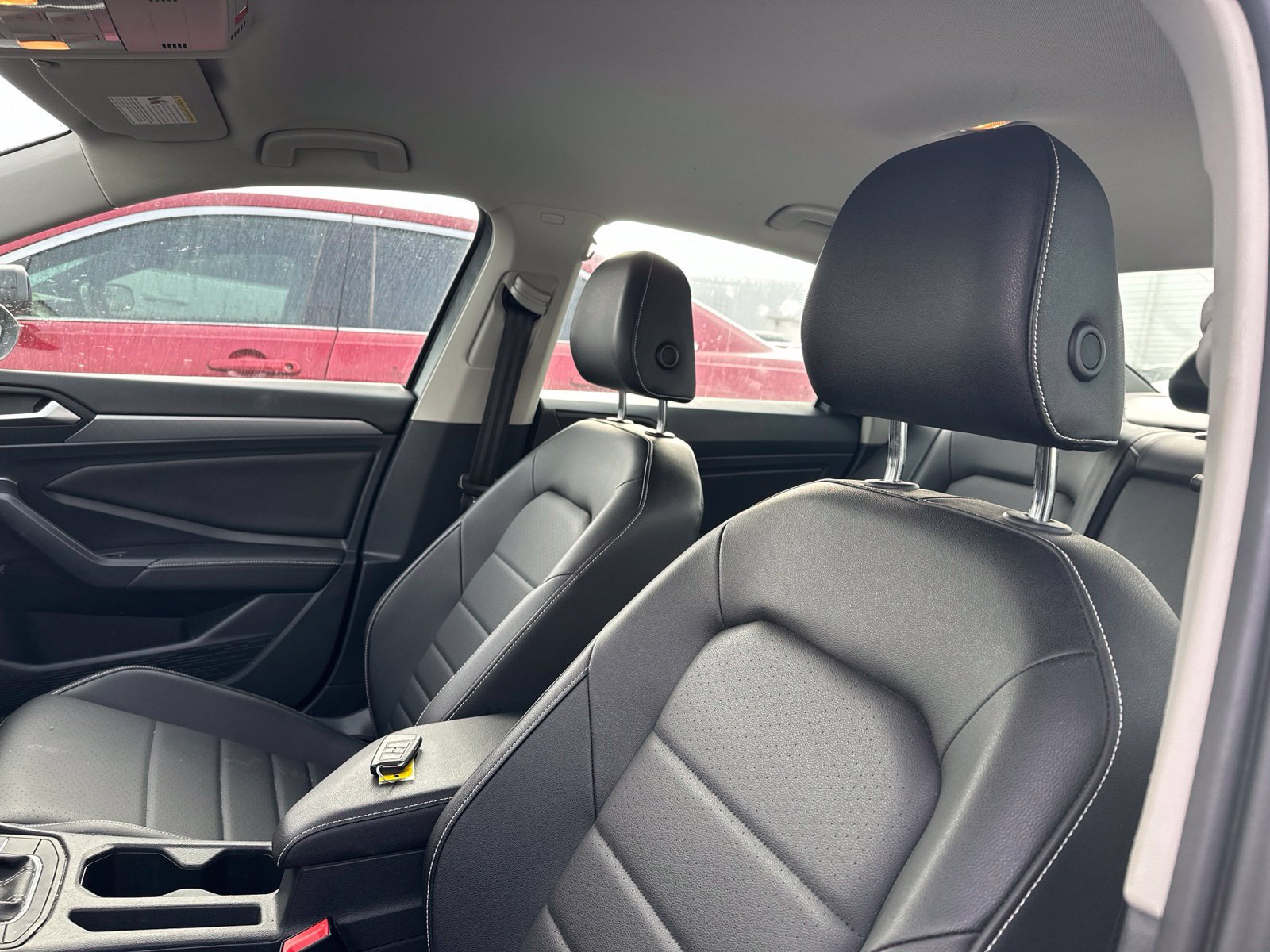 Used 2023 Volkswagen Jetta SE FWD image 5