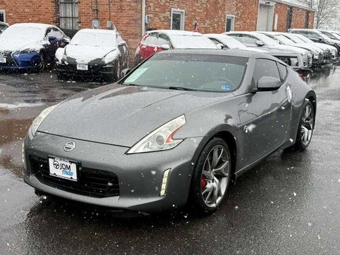 Used 2014 Nissan 370Z Coupe w/ Sport Package image 1