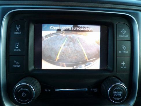 Used 2022 RAM 1500 Tradesman w/ Chrome Appearance Group image 23