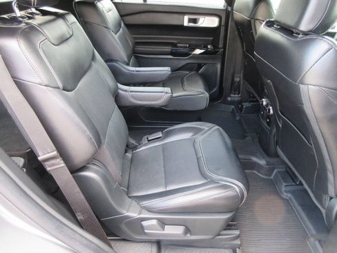 Used 2023 Ford Explorer ST w/ Equipment Group 401A AWD/4WD image 16