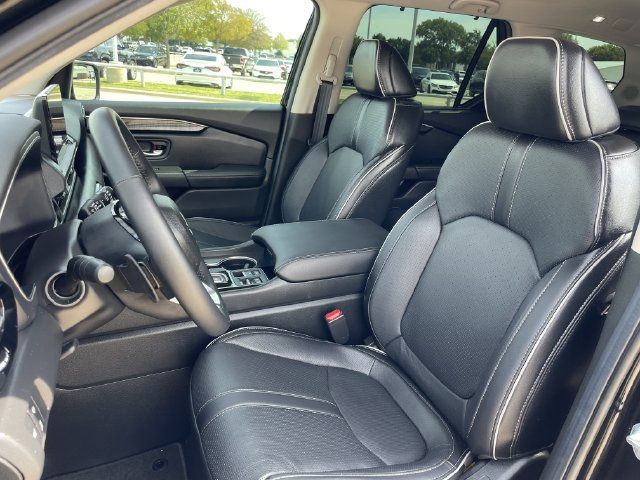 Certified 2025 Honda Pilot Elite image 25