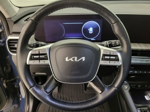 Used 2024 Kia Telluride SX Prestige w/ Towing Package image 6