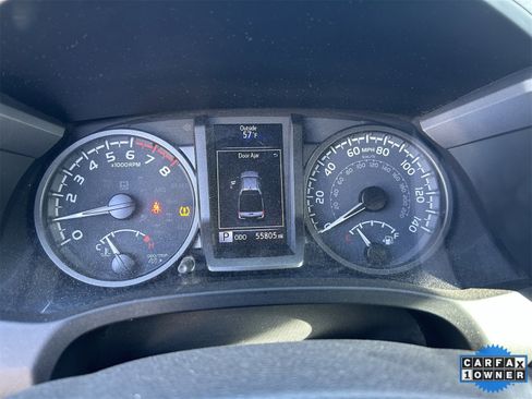 Used 2021 Toyota Tacoma TRD Off-Road w/ Technology Package image 18