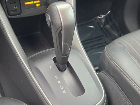 Used 2021 Chevrolet Trax LT w/ Driver Confidence Package image 26