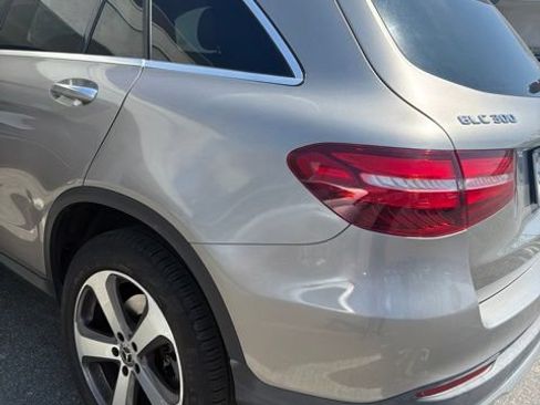 Used 2019 Mercedes-Benz GLC 300 image 12