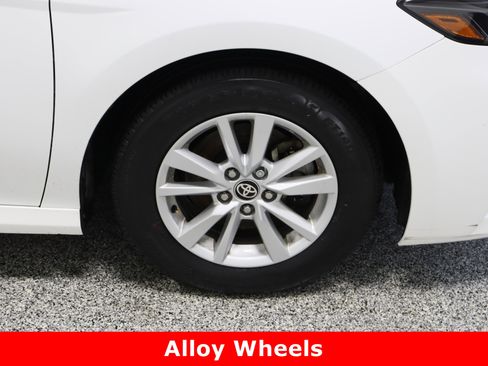 Certified 2025 Toyota Camry LE image 5