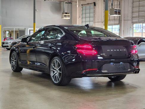Used 2023 Genesis G70 2.0T RWD image 11