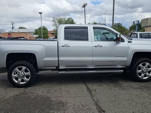 Used 2019 Chevrolet Silverado 2500 LTZ w/ Duramax Plus Package AWD/4WD image 10