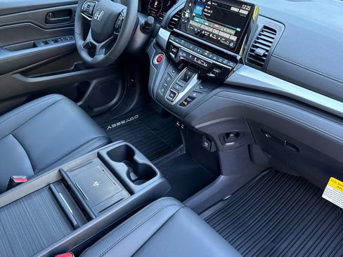 New 2026 Honda Odyssey EX-L image 13