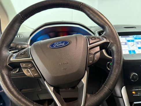 Used 2019 Ford Edge SEL image 23