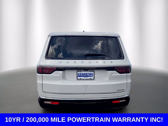 Used 2024 Jeep Wagoneer Series III AWD/4WD image 4