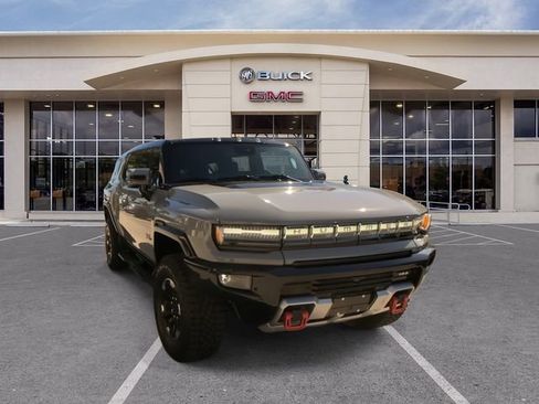 New 2025 GMC Hummer EV 3X w/ Extreme Off-Road Package image 3