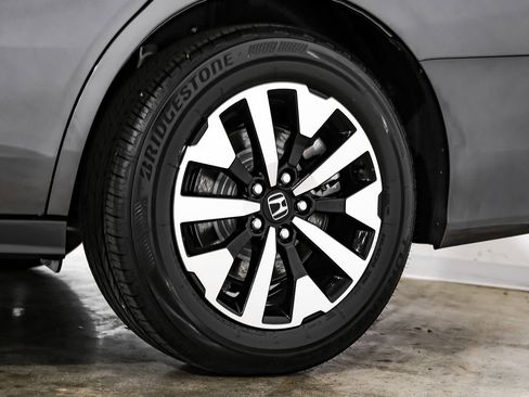 Used 2025 Honda Odyssey EX-L image 59