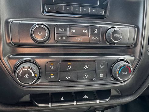 Used 2015 Chevrolet Silverado 2500 W/T w/ WT Convenience Package AWD/4WD image 18
