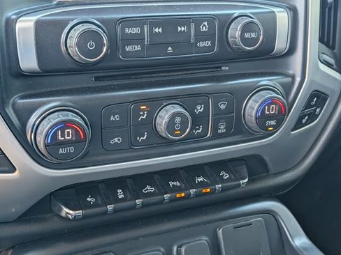 Used 2018 GMC Sierra 1500 SLT image 27