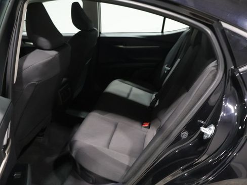 Used 2025 Toyota Camry LE image 18