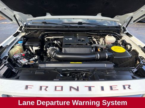 Used 2022 Nissan Frontier SV image 21
