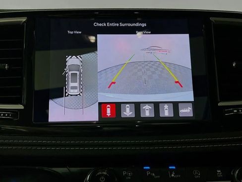 Used 2022 Chrysler Pacifica Limited image 15