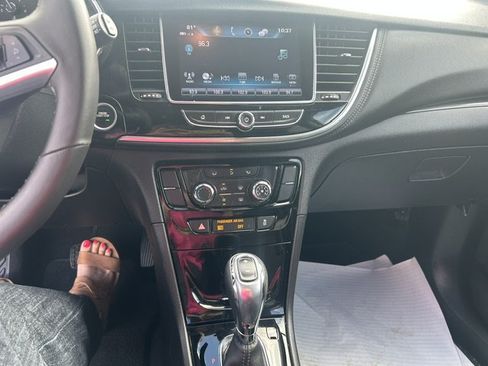 Used 2018 Buick Encore Preferred FWD image 20